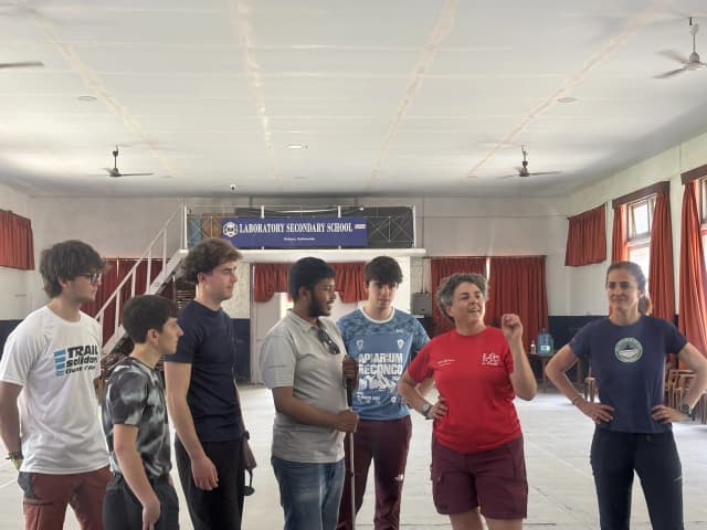One of the facilitators, Mrs. Nuria Caus Pertegaz is explaining our Founder & President, Mr. Abhishek Shahi, Mrs. Kety Balibrea Melero and 4 Spanish interns.